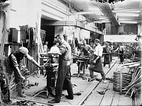 6_wood-benders_around-1900